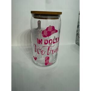 In Dolly We Trust - Beer Glass Can - Vinyl Drinkware